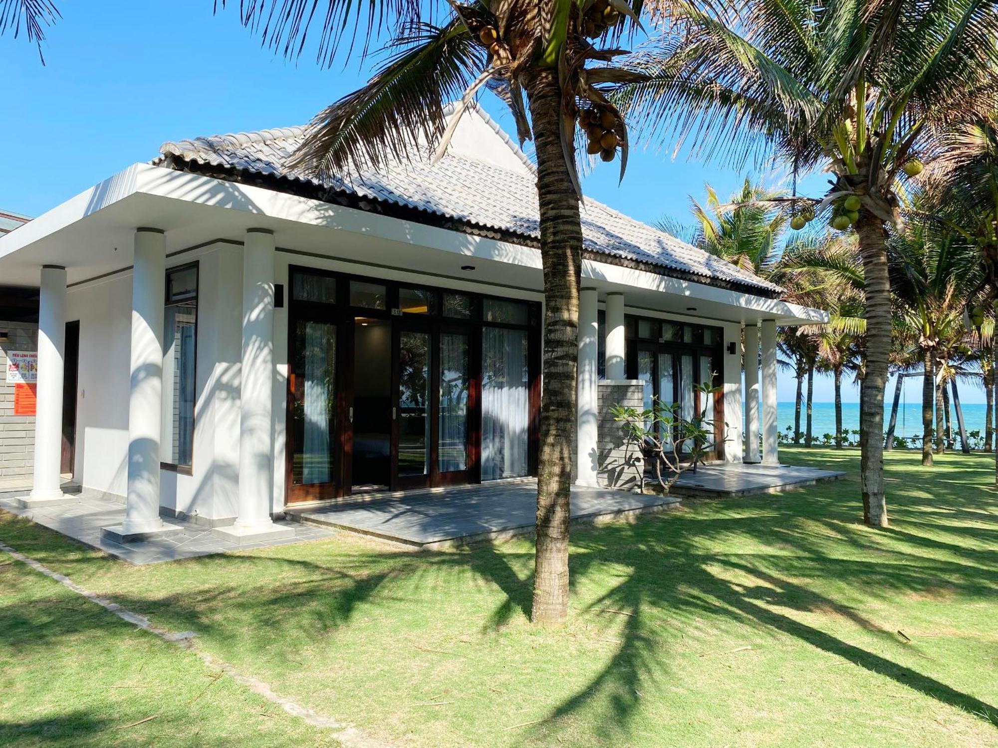 Starlight Villa Beach Resort & Spa Phan Thiet Exterior foto