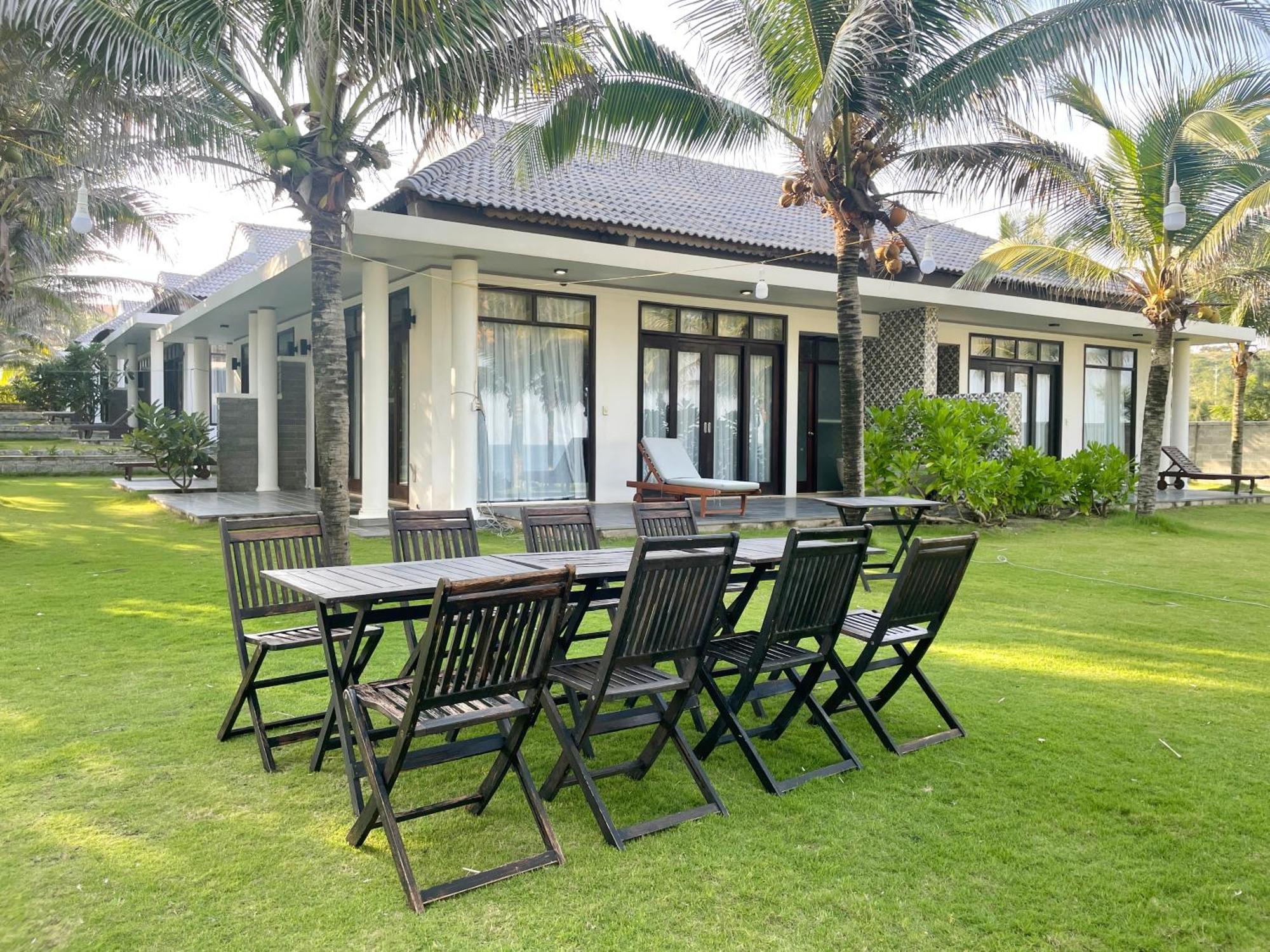 Starlight Villa Beach Resort & Spa Phan Thiet Exterior foto