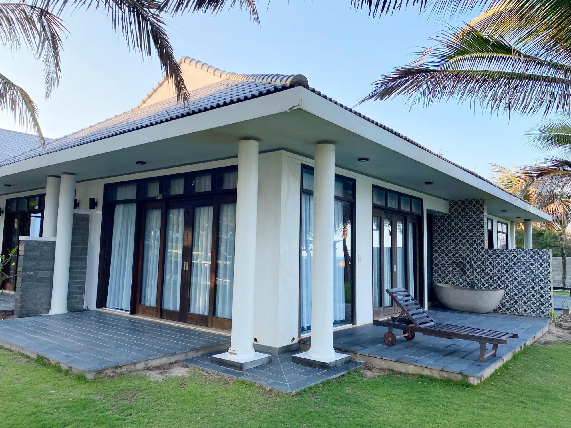 Starlight Villa Beach Resort & Spa Phan Thiet Exterior foto