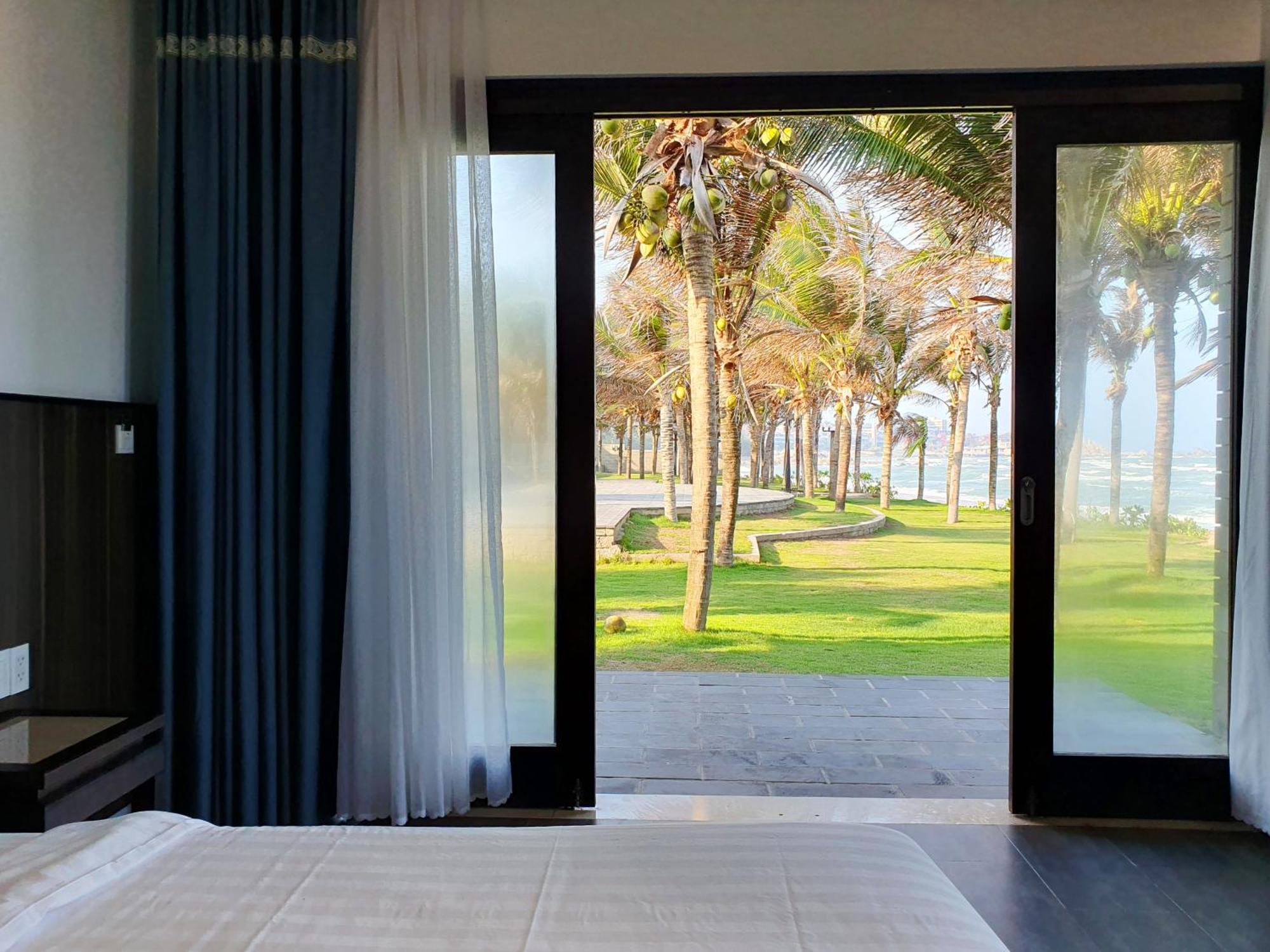 Starlight Villa Beach Resort & Spa Phan Thiet Exterior foto