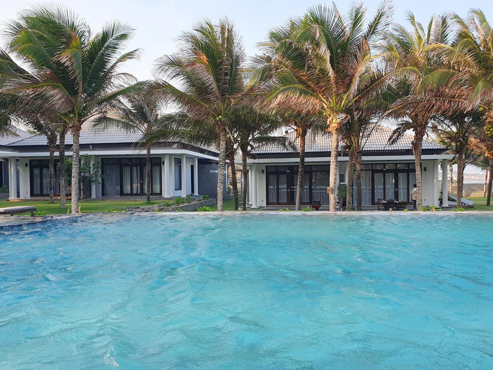Starlight Villa Beach Resort & Spa Phan Thiet Exterior foto